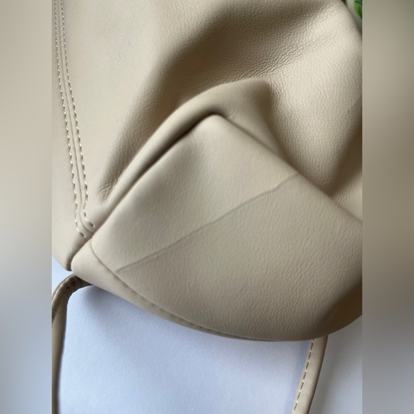 Oak + Fort Scrunch Top Clutch Sandstone - Picture 8 of 8